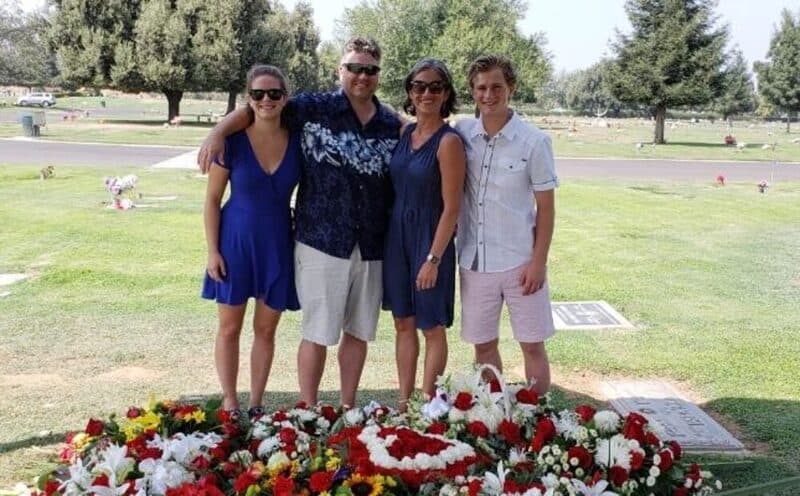 Larisa Seibel with family